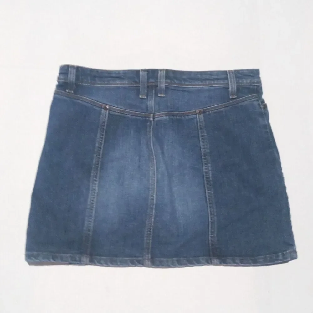 Vintage Y2K J.Crew Denim Mini Skirt-Size 6-Bareback-Medium Wash-Clean Girl